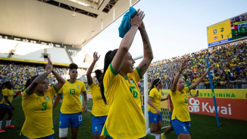 Seleção Brasileira De Futebol Feminino Sobe No Ranking Mundial Antes Da ...