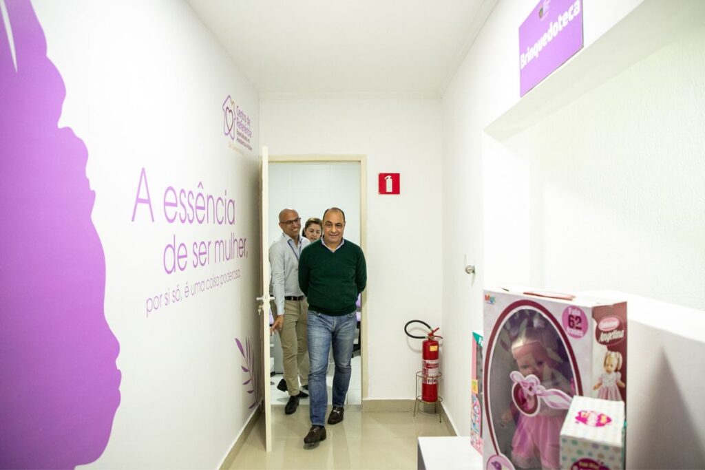 Auricchio inaugura Centro de Referência Especializado em Assistência à Mulher