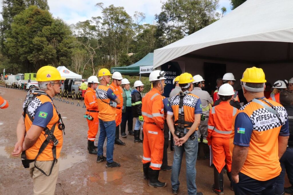 Defesa Civil de Ribeirão Pires atua em simulado da Transpetro