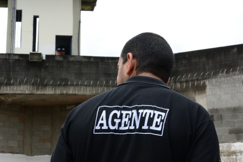 Governo de SP abre concurso para contratar 1,1 mil agentes de segurança penitenciária