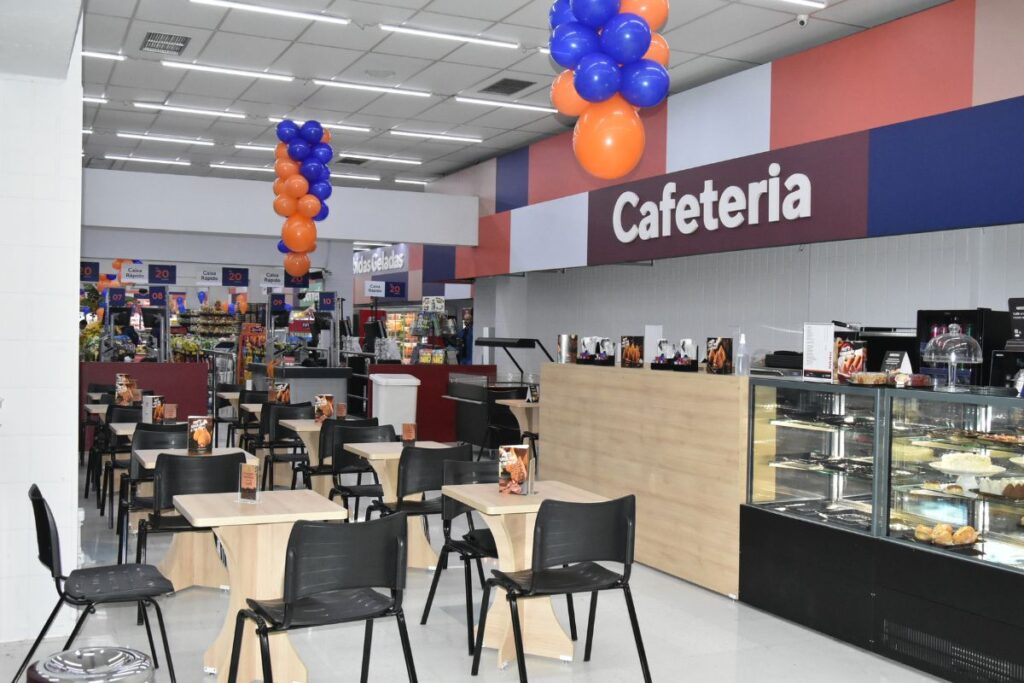 Nova identidade visual é aplicada em supermercado e Drogaria COOP