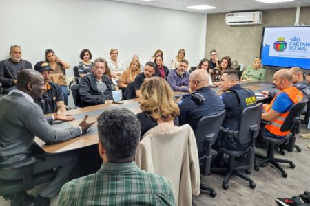 Programa CGE de Portas Abertas leva moradores do Jardim São Caetano a conhecerem o mais avançado equipamento de Segurança do ABC