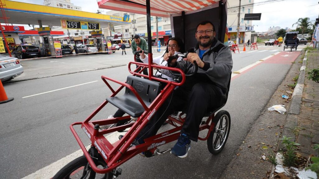 Ação que incentiva uso de bicicleta consolida novo espaço de lazer em Diadema
