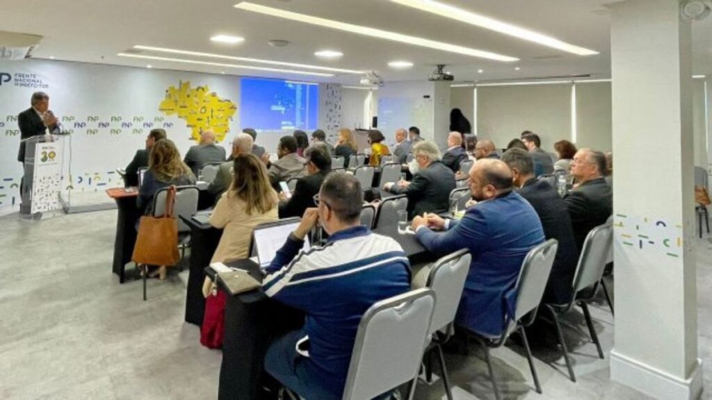 Consórcio ABC debate governança metropolitana em reunião da FNP

