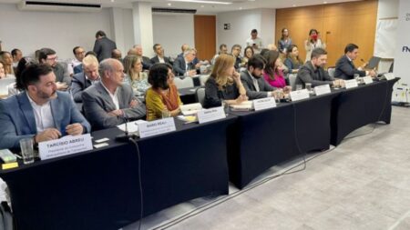 Consórcio ABC debate governança metropolitana em reunião da FNP