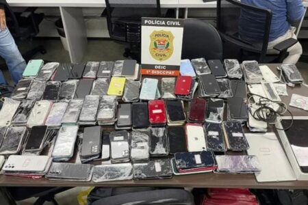 Polícia investiga rede clandestina de envio de celulares roubados via navios