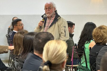 Professor Clovis Volpi ministra palestra sobre Gestão Pública em São Caetano do Sul