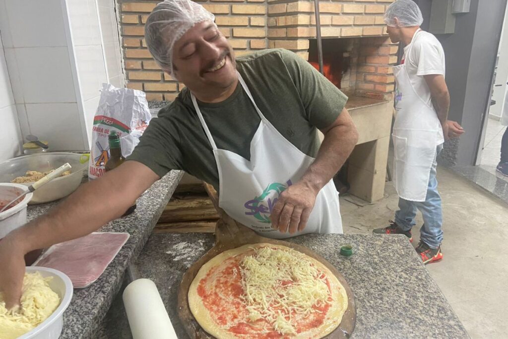 Sehal conclui formação de curso de Pizzaiolo