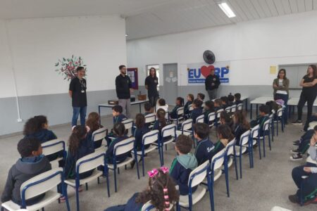 Escola Fiorindo Roncon recebe atividade de Educação Ambiental