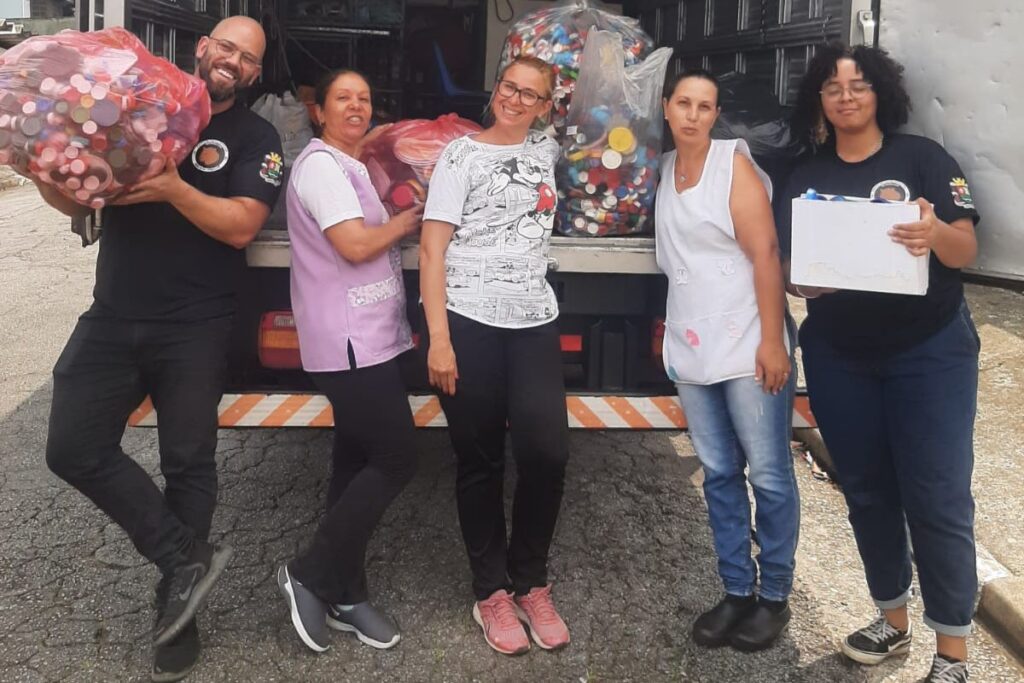 Festival Estudantil do Futuro de Ribeirão Pires coleta mais de 600 quilos entre tampinhas e óleo usado

