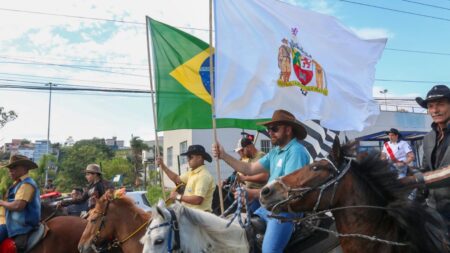 Procissão dos Carroceiros reúne 3.000 pessoas em São Bernardo