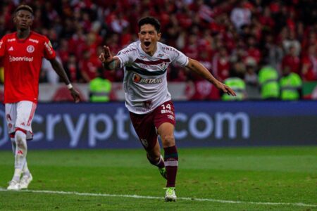 Fluminense vira sobre o Internacional e vai à final da Libertadores