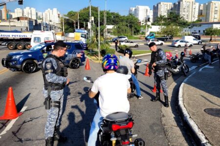 São Caetano realiza Operação Feriado Seguro e prende 11 pessoas em flagrante e apreende 13 veículos irregulares