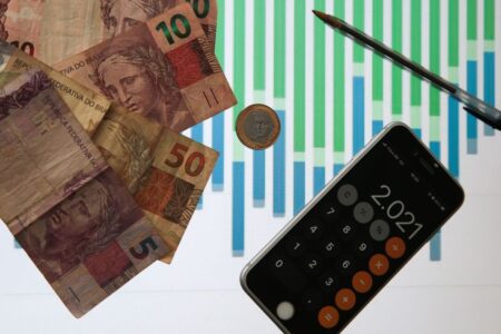 Perspectivas Econômicas em 2023 Estabilidade nas Previsões Financeiras