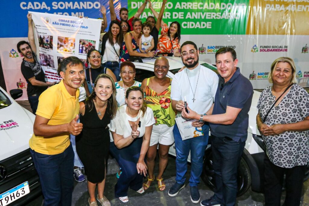 Prefeito Orlando Morando fortalece trabalho social com entrega de 15 veículos a entidades de São Bernardo