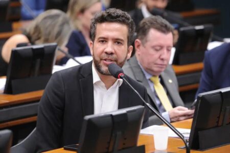 Supremo abre inquérito para investigar Janones