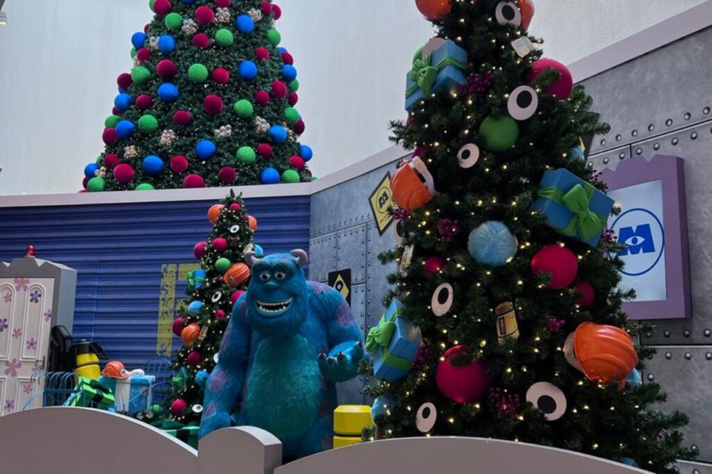 Últimos dias para conferir as atrações Disney Pixar de Natal do Grand Plaza