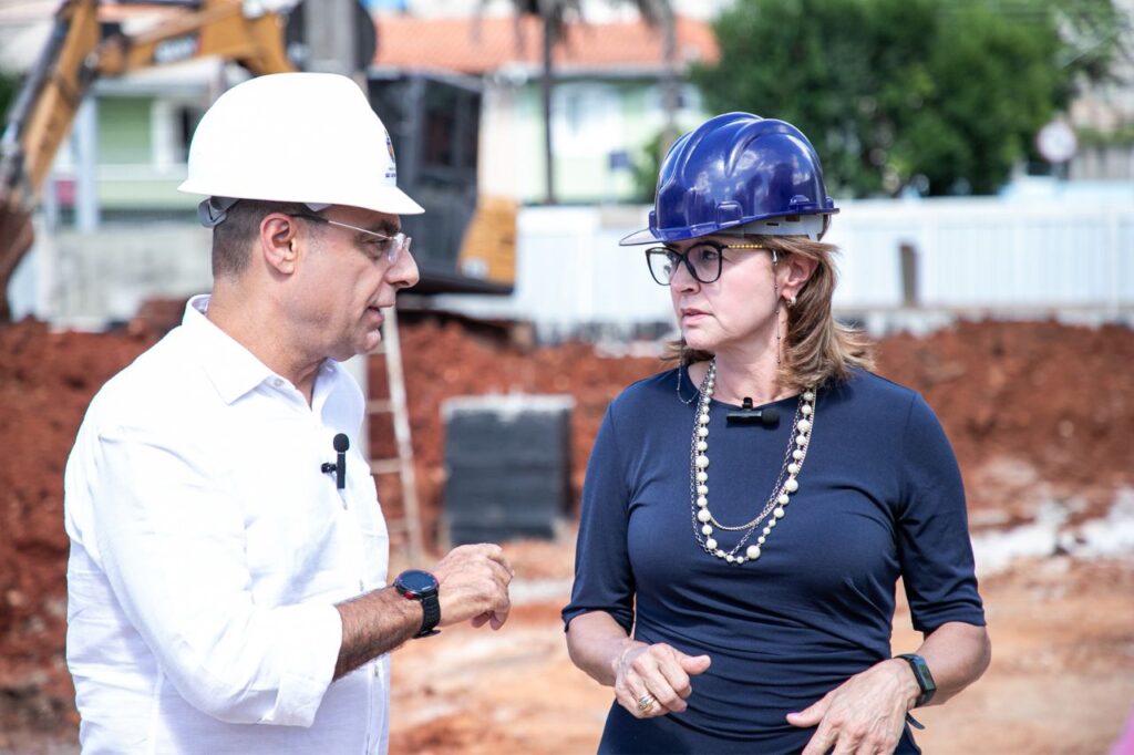 Auricchio e Regina Maura visitam obras de ampliação do Hospital Albert Sabin