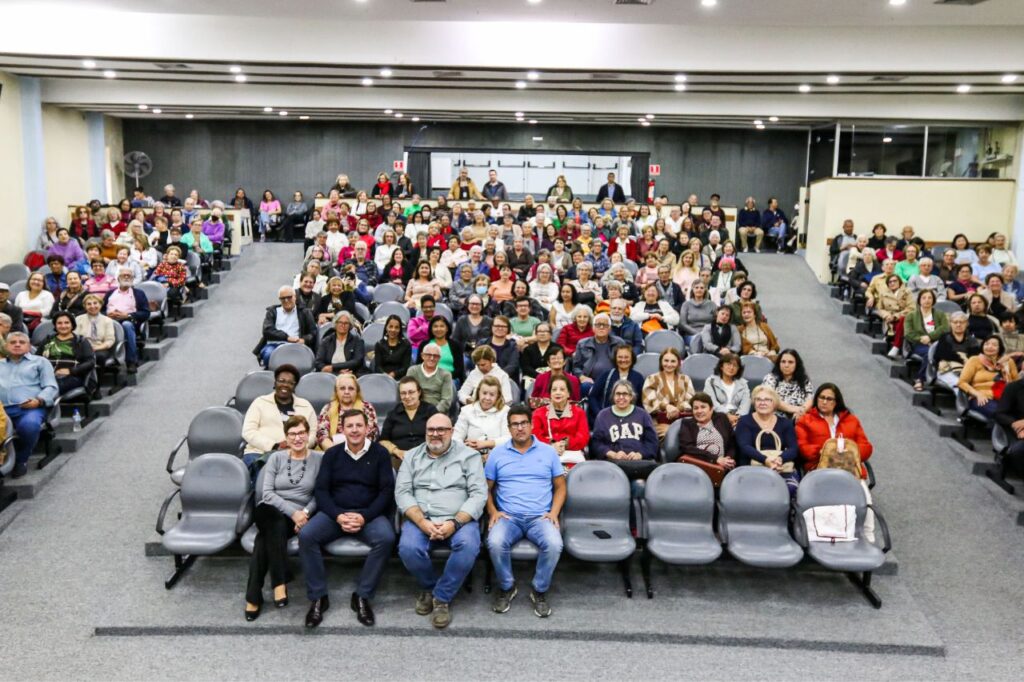 Faculdade Aberta para a Terceira Idade de São Bernardo abre inscrições para novos alunos