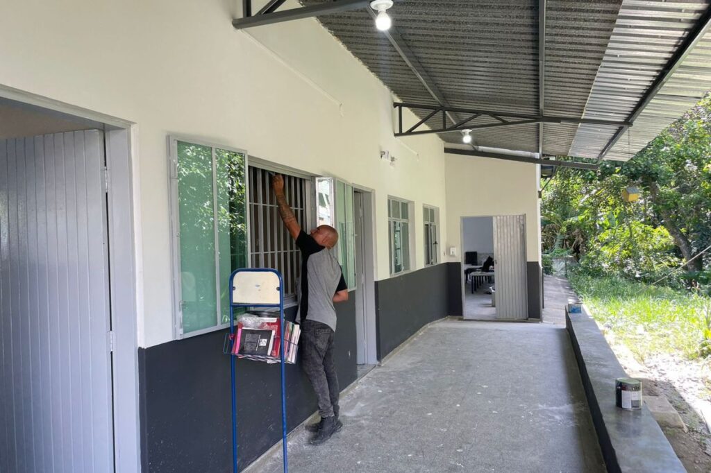 Prefeitura de Ribeirão Pires retoma obras da escola Tia Mariinha