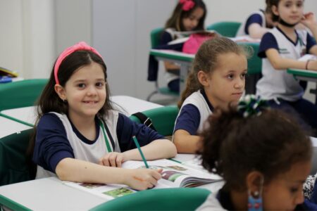 Prefeitura de São Caetano realiza pagamentos do Auxílio Uniforme Escolar