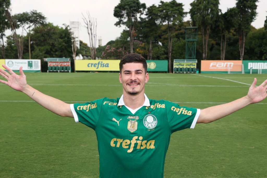 Palmeiras anuncia a contratação do meia Rômulo, ex-Novorizontino