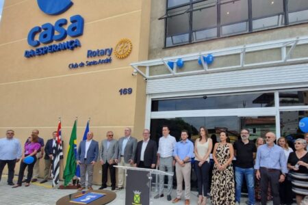 Parceira de Santo André, Casa da Esperança entrega novo centro de diagnósticos