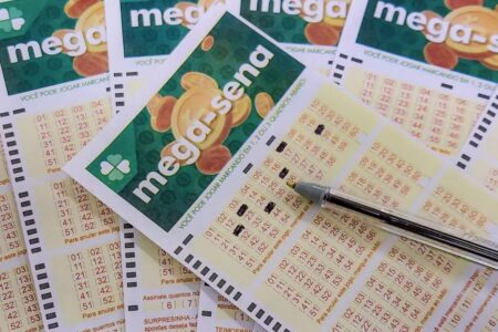 Mega-Sena sorteia neste sábado prêmio acumulado em R$ 7,5 milhões