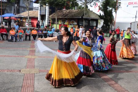 “CRI na Praça” movimenta Vila do Doce