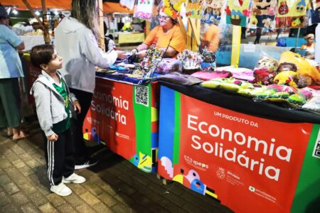 Super Feira movimenta a Praça da Moça, em Diadema