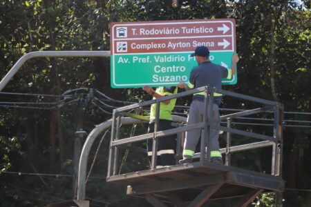 Com novas placas, Prefeitura de Ribeirão Pires reforça sinalização da Rua Capitão José Gallo