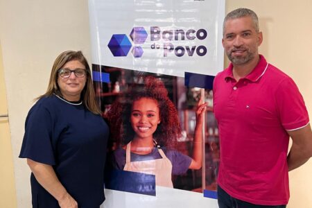 Prefeita de Rio Grande da Serra, Penha Fumagalli, inaugura unidade do Banco do Povo Paulista na cidade