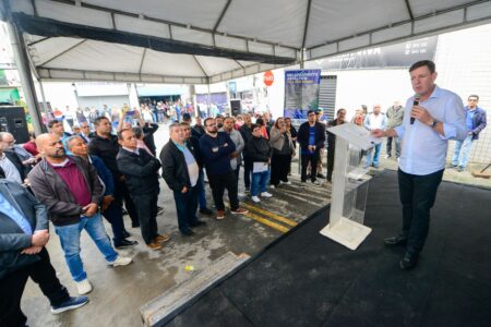 Prefeito Orlando Morando autoriza início de obras de saneamento e asfalto novo na Vila São Pedro