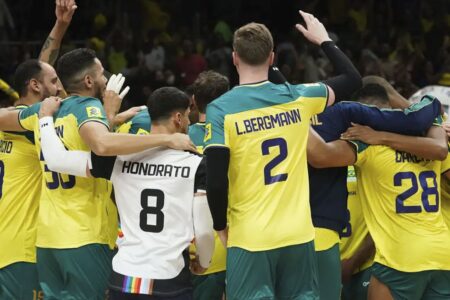 Brasil derrota Polônia na Liga das Nações Masculina de Vôlei