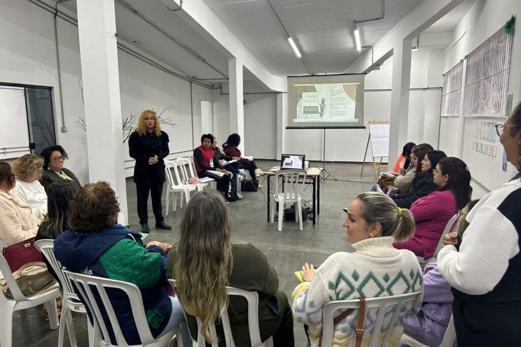 Educação de Ribeirão Pires realiza mais uma formação do Alfabetiza Juntos