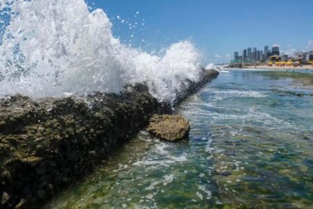 Governo é contra proposta que pode privatizar acesso a praias