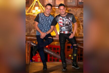 [Pagode de Aniversário] Vavá e Márcio, ex-Karametade, fazem show no aniversário da Picanharia dos Amigos