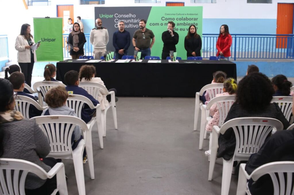 Unipar Santo André reúne mais de 150 pessoas em premiação de concurso ambiental