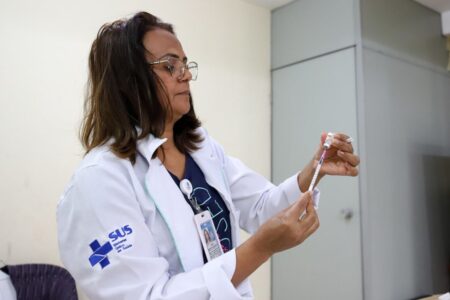 Vacinação contra a influenza é prorrogada pela segunda vez