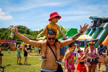 Família no Parque no Villa-Lobos celebra o Dia dos Pais com entrada gratuita para o paizão nos brinquedos da atração