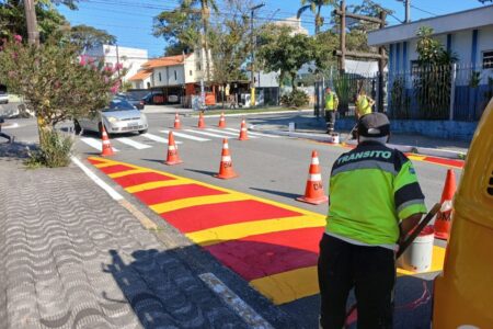 Ribeirão Pires segue reforçando sinalização viária na região central
