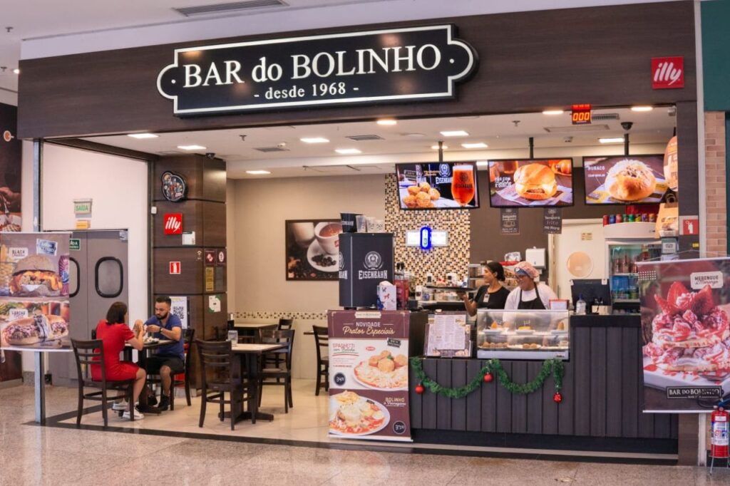 Bar do Bolinho, tradição, segredo e sucesso há 55 anos