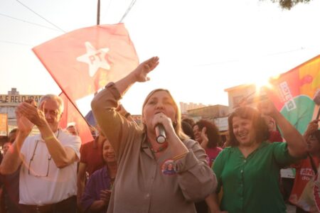 Esquenta de Campanha de Bete Siraque Reúne Centenas de Militantes e Candidatos a Vereadores na Vila Luzita