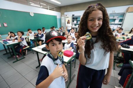 Estudantes da Emeb Mario Santalúcia conquistam, de novo, ouro na Olimpíada de Matemática