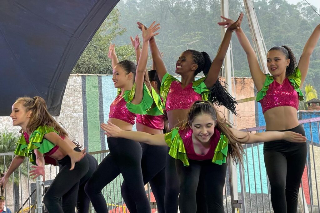 Festival do Chocolate de Ribeirão Pires recebe mais de 250 alunos de dança no terceiro fim de semana