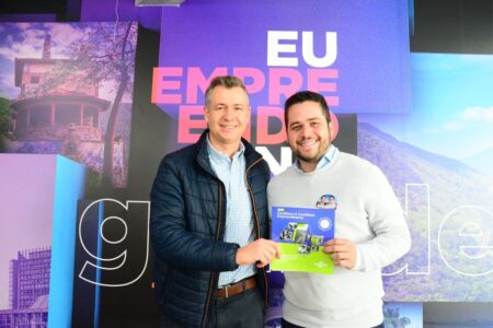 Gilvan é o primeiro candidato do Grande ABC a assinar termo de compromisso com o Sebrae