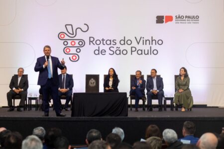 Governo de SP lança projeto inédito para explorar o potencial da produção de vinho no estado