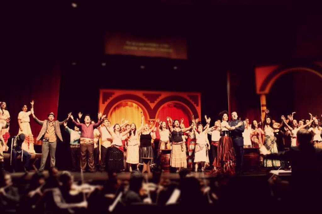 Teatro Municipal de Santo André recebe espetáculo Poesias Musicais Dançadas neste fim de semana
