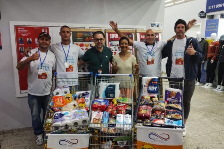 Voluntários arrecadam mais de 2 toneladas de alimentos em ações sociais na COOP