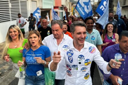 Alex Manente é recebido com carinho por moradores e comerciantes do Jardim Ipê, em São Bernardo